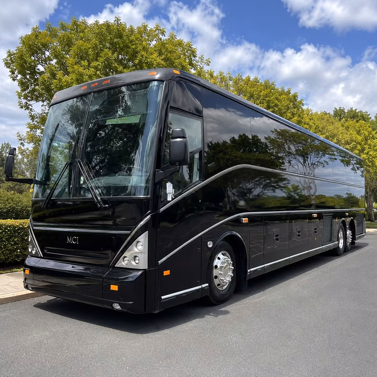 from ann arbor to detroit for stadium shows one bus zero headaches