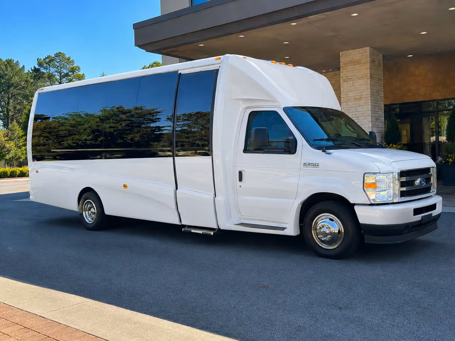 minibus rentals for smaller ann arbor prom friend groups