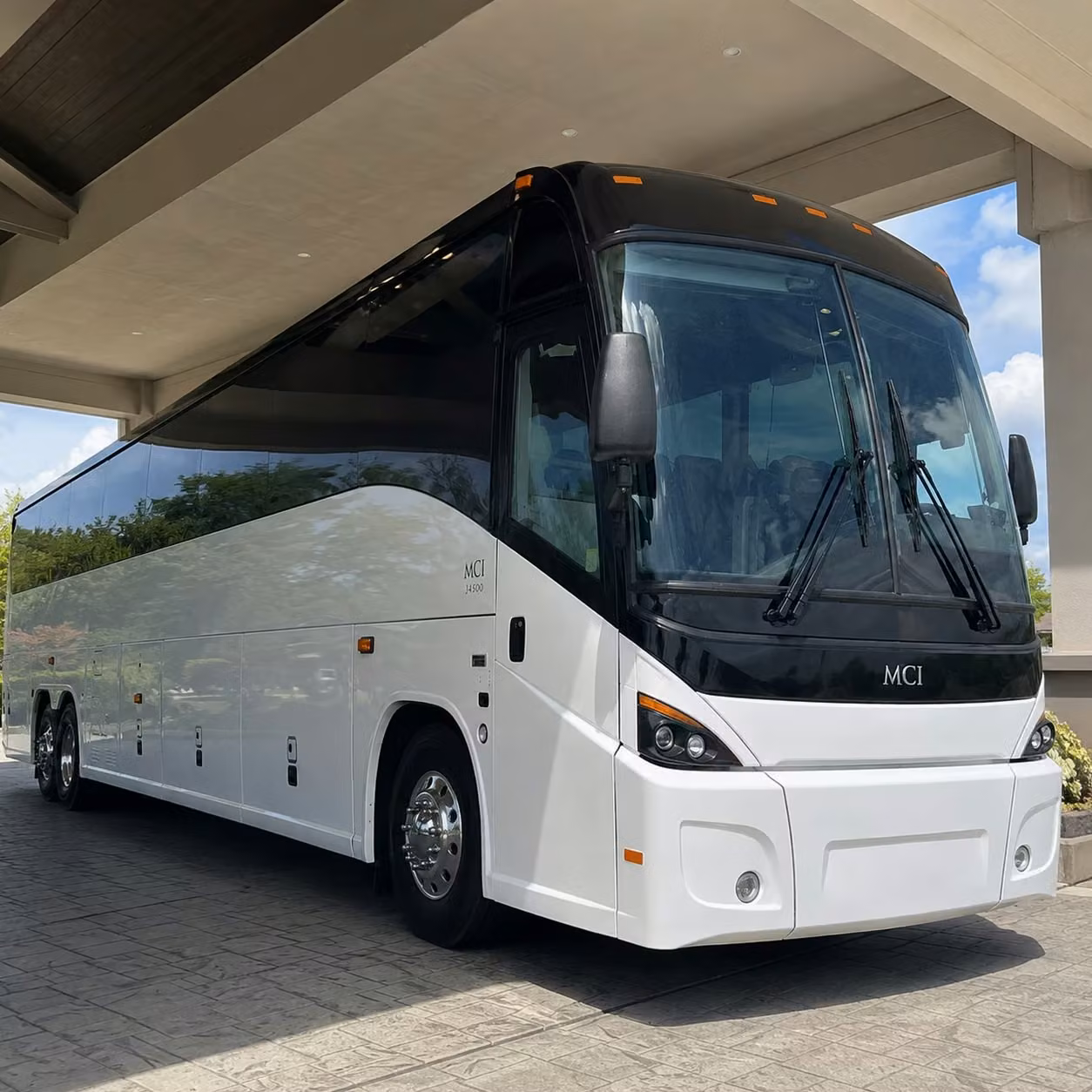 multi shift employee transportation for ann arbor s healthcare and manufacturing sectors